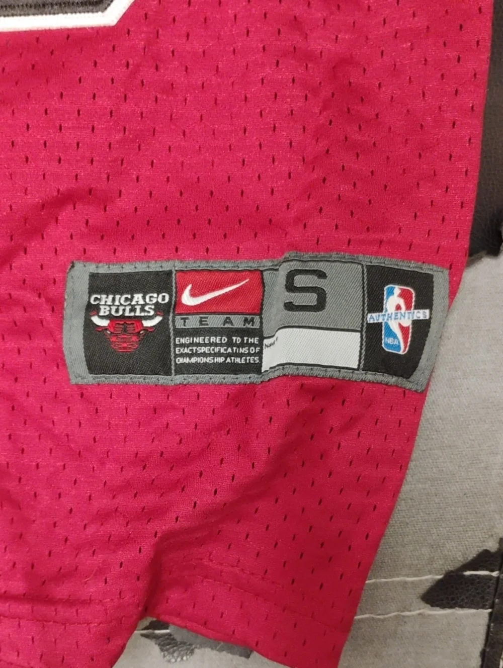 VINTAGE NIKE AUTHENTIC CHICAGO BULLS MICHAEL JORDAN #23 JERSEY SZ SMALL